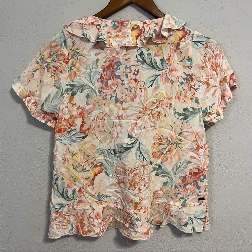 O'Neill Tropical Floral Short Sleeve Ruffle Top - Picture 12 of 16